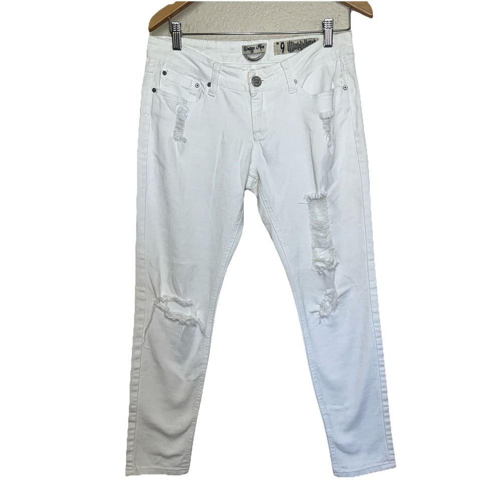 Indigo Rein Women‎ White Jeans 9 Distressed.